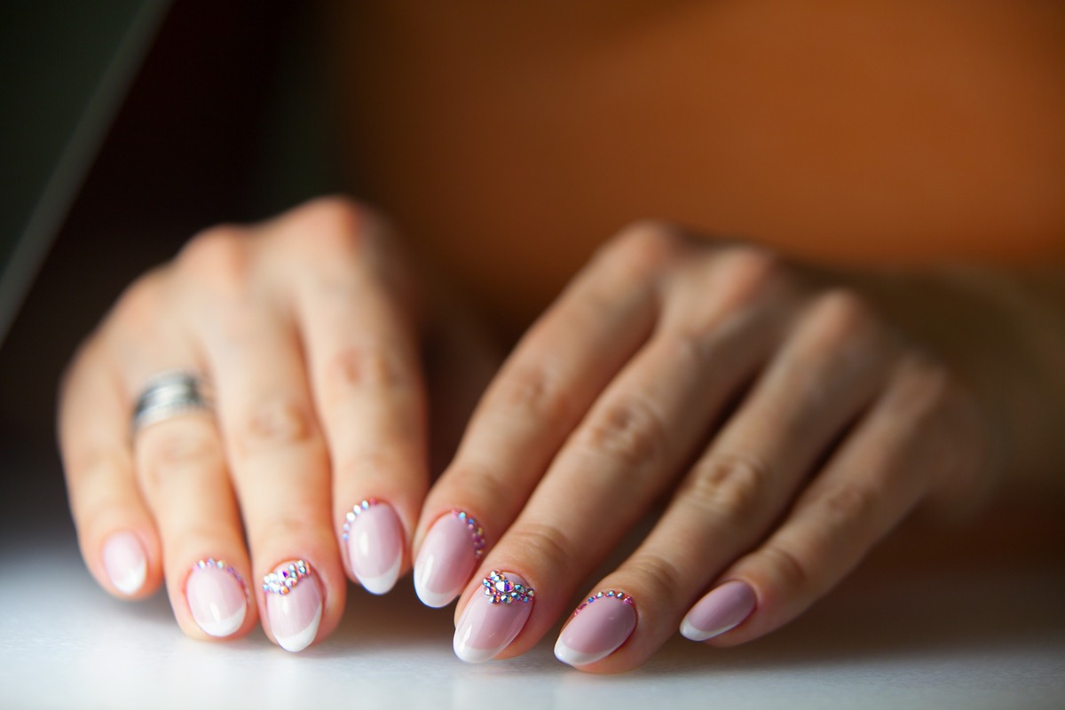 You are currently viewing The Art of Perfect Nail Cutting: Tips from Tru Nail Lounge