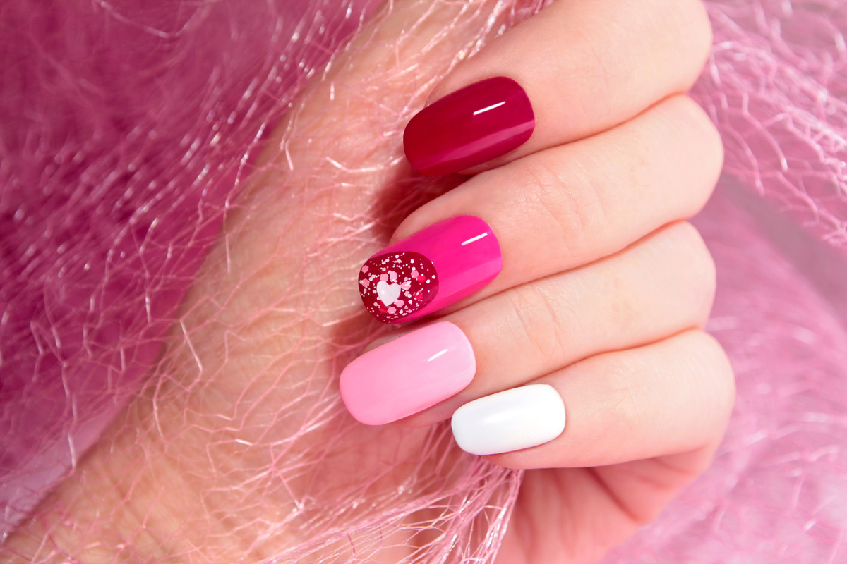 Read more about the article How To Achieve Stunning Valentine’s Nails At Home With Tru Nail Tips.